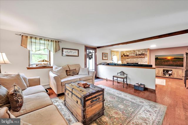 321 GAREY RD, Douglassville, PA 19518