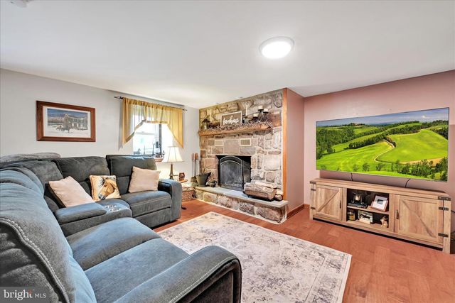 321 GAREY RD, Douglassville, PA 19518