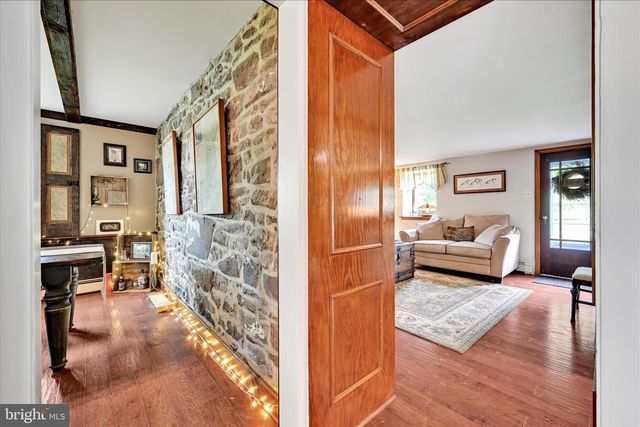 321 GAREY RD, Douglassville, PA 19518