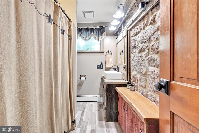 321 GAREY RD, Douglassville, PA 19518