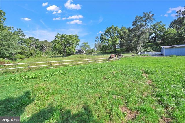 321 GAREY RD, Douglassville, PA 19518