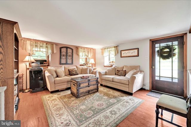 321 GAREY RD, Douglassville, PA 19518