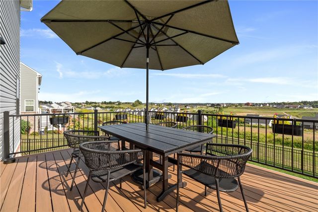 1043 Wedgewood Dr, Penn Twp, PA 15644