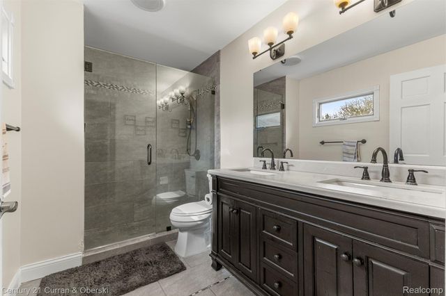 19000 Superior Street, Southgate, MI 48195
