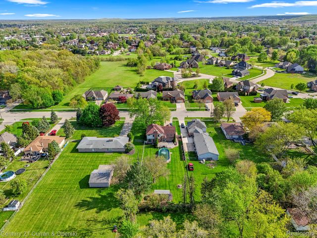 19000 Superior Street, Southgate, MI 48195