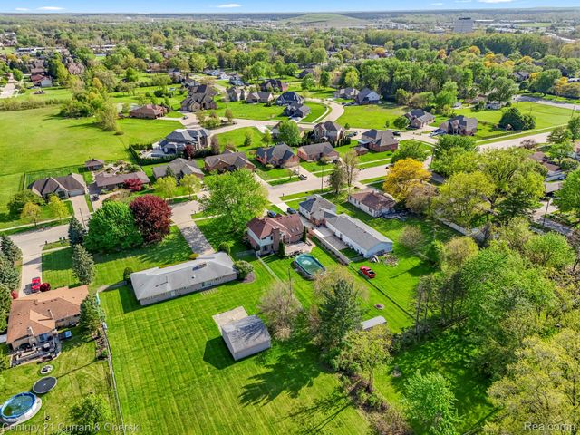 19000 Superior Street, Southgate, MI 48195