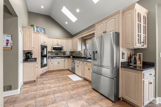 19000 Superior Street, Southgate, MI 48195