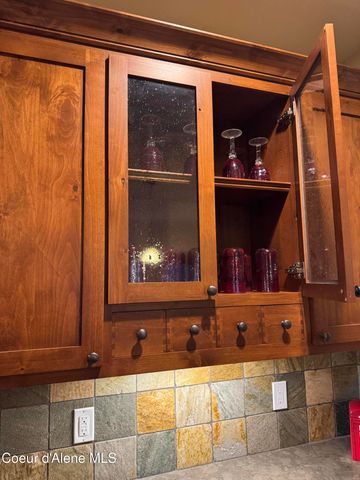 9157 N Piper CT, Hayden, ID 83835