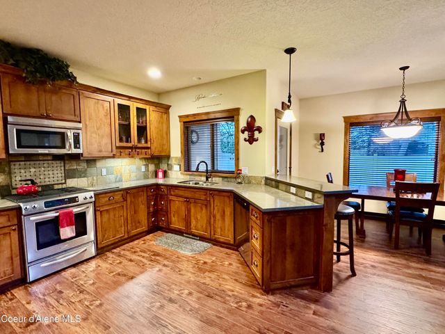 9157 N Piper CT, Hayden, ID 83835