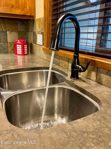 9157 N Piper CT, Hayden, ID 83835