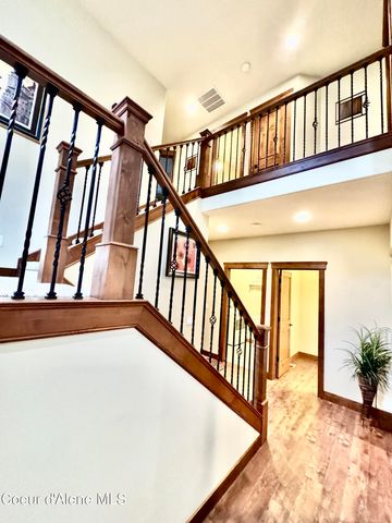 9157 N Piper CT, Hayden, ID 83835