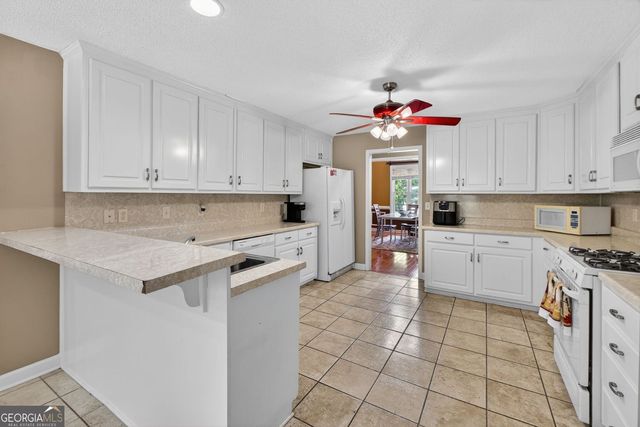 560 Brook Hollow Drive, Mcdonough, GA 30252