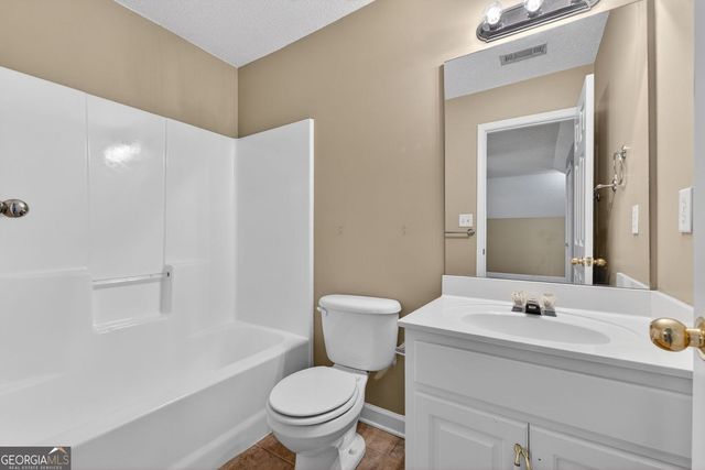 560 Brook Hollow Drive, Mcdonough, GA 30252