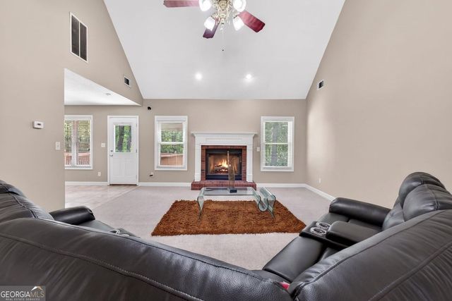 560 Brook Hollow Drive, Mcdonough, GA 30252