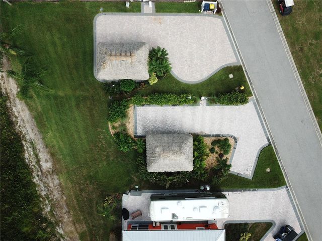 3258 RED TAIL HAWK DRIVE, Polk City, FL 33868