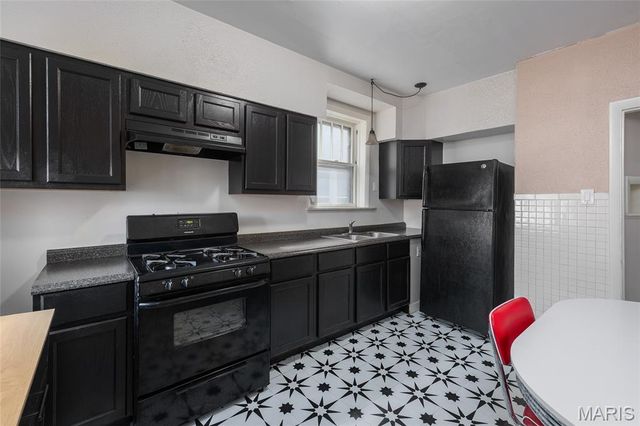 5807 S Kingshighway Boulevard, St Louis, MO 63109