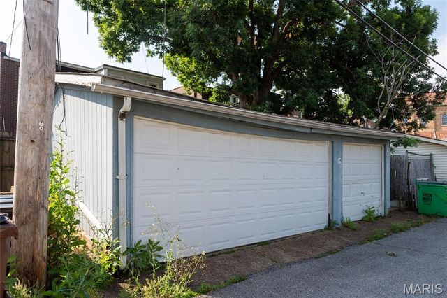 5807 S Kingshighway Boulevard, St Louis, MO 63109