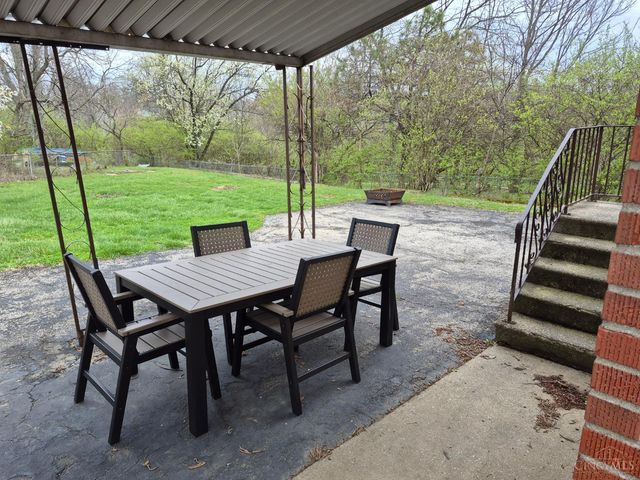 2736 Barthas Place, Colerain Twp, OH 45239