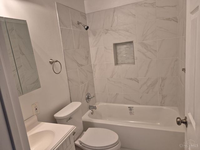 2736 Barthas Place, Colerain Twp, OH 45239