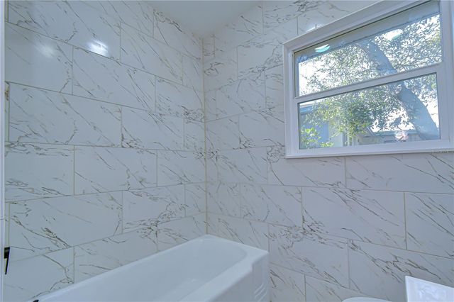 1621 25TH AVENUE S, St Petersburg, FL 33712