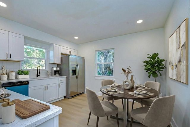 1621 25TH AVENUE S, St Petersburg, FL 33712