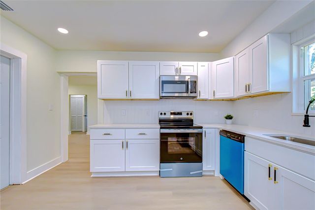 1621 25TH AVENUE S, St Petersburg, FL 33712