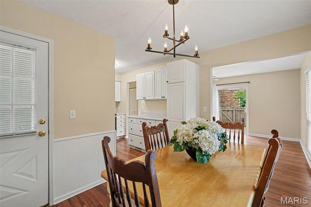 432 Colony Woods Drive, Kirkwood, MO 63122