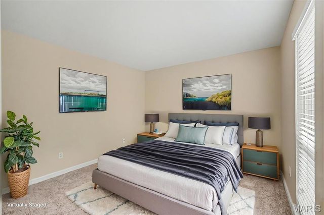432 Colony Woods Drive, Kirkwood, MO 63122