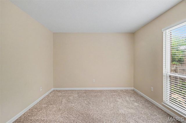 432 Colony Woods Drive, Kirkwood, MO 63122