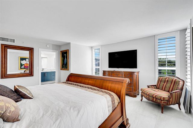 3051 N Course Dr 601, Pompano Beach, FL 33069