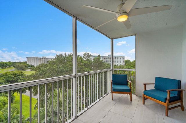 3051 N Course Dr 601, Pompano Beach, FL 33069