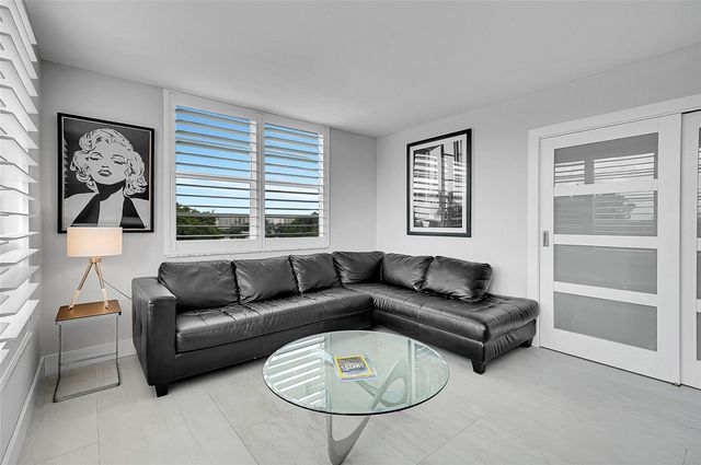 3051 N Course Dr 601, Pompano Beach, FL 33069