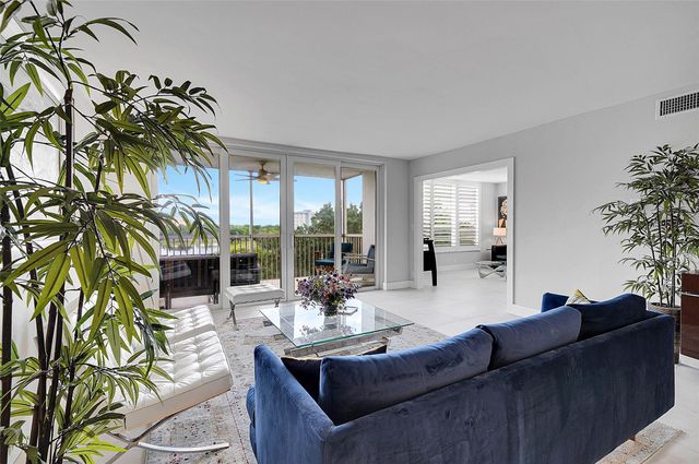 3051 N Course Dr 601, Pompano Beach, FL 33069