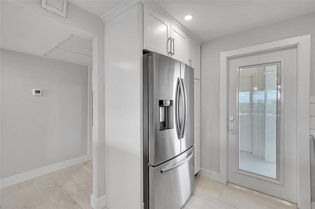 3051 N Course Dr 601, Pompano Beach, FL 33069