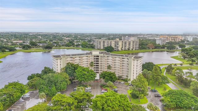 3051 N Course Dr 601, Pompano Beach, FL 33069