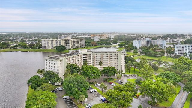 3051 N Course Dr 601, Pompano Beach, FL 33069