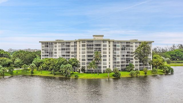 3051 N Course Dr 601, Pompano Beach, FL 33069