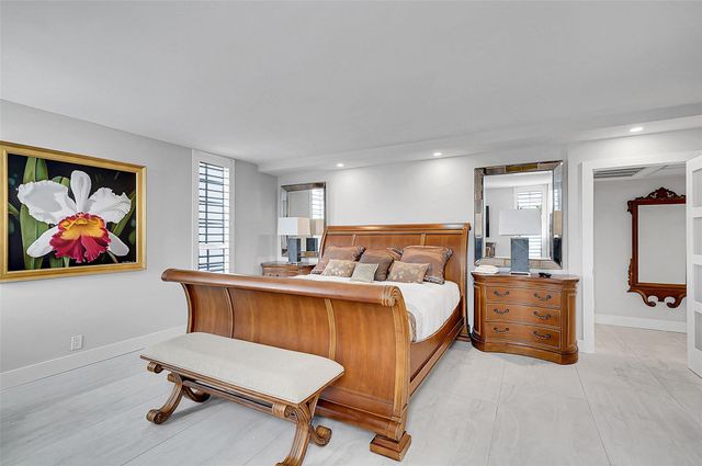 3051 N Course Dr 601, Pompano Beach, FL 33069