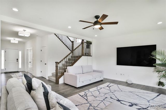 216 Liberty Valley Drive, Foristell, MO 63348