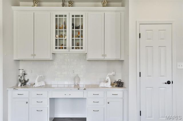 216 Liberty Valley Drive, Foristell, MO 63348