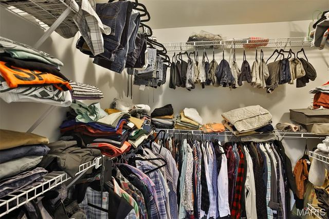 216 Liberty Valley Drive, Foristell, MO 63348