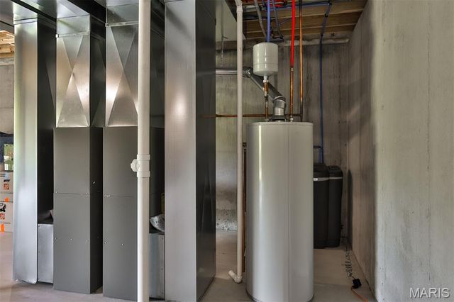 216 Liberty Valley Drive, Foristell, MO 63348