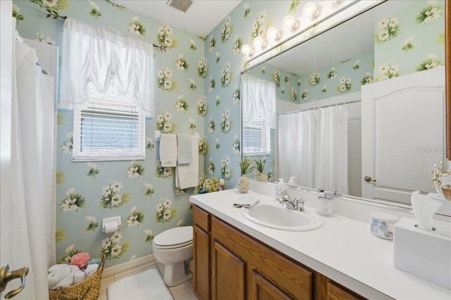 6210 IKES CABIN COURT, Palmetto, FL 34221