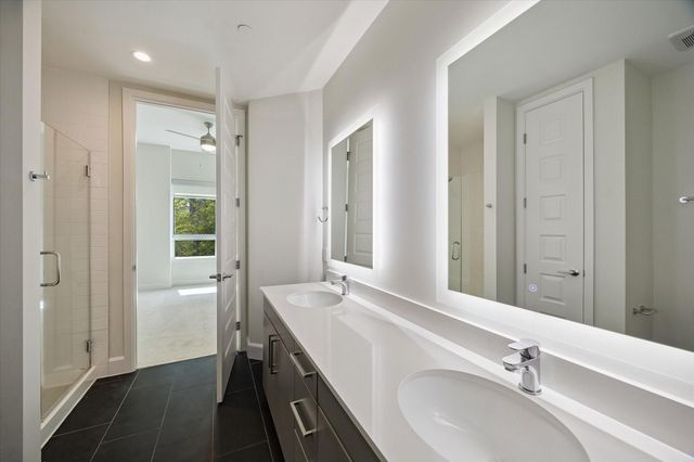 2000 Hughes Landing 111, The Woodlands, TX 77380