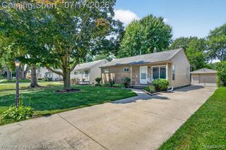 15101 Sunbury Street, Livonia, MI 48154