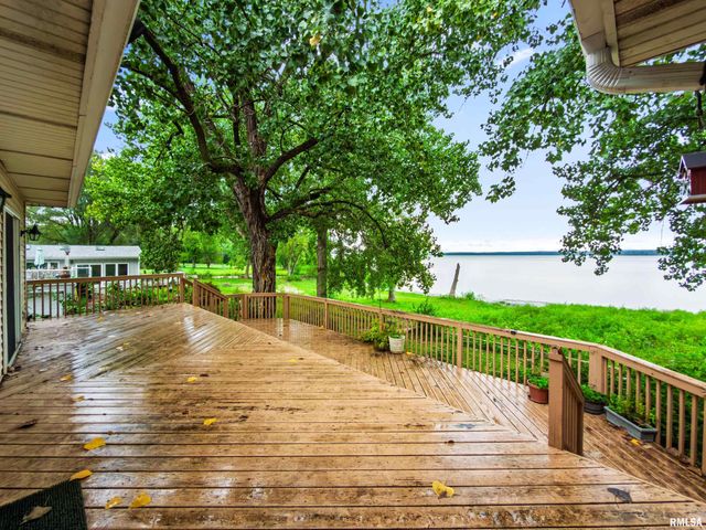 7514 N GALENA Road, Peoria, IL 61615