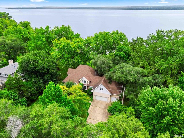 7514 N GALENA Road, Peoria, IL 61615