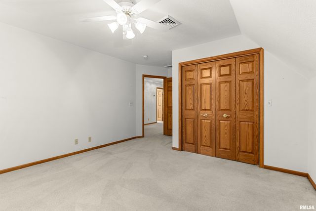 7514 N GALENA Road, Peoria, IL 61615