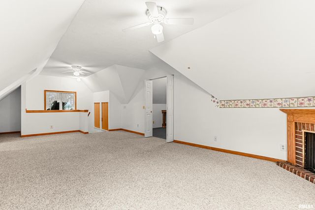 7514 N GALENA Road, Peoria, IL 61615
