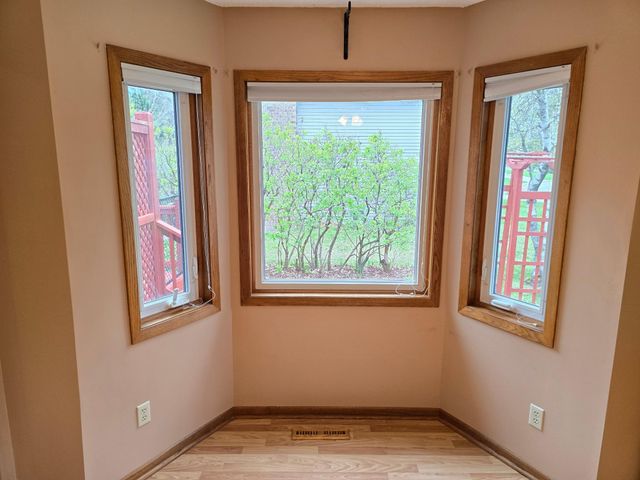 1830 Walnut Lane, Eagan, MN 55122